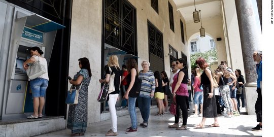 Setelah negaranya bangkrut, bank di Yunani terancam tutup selamanya