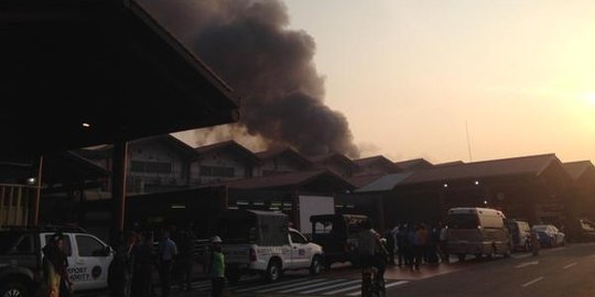 Kebakaran di Terminal 2E Soekarno-Hatta, lalu lintas ditutup