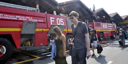 Ini detik-detik kebakaran di Terminal 2E hingga penumpang terlantar