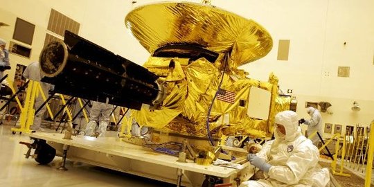 adalah pesawat luar angkasa tercepat rev1