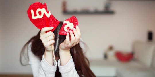 semua orang dengan mantan