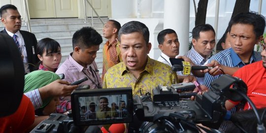 Saat Fahri Hamzah bilang pemerintah Jokowi hambar, Soeharto jagoan