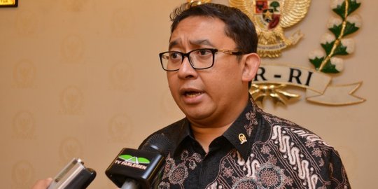 Teten pastikan reshufle, Fadli Zon sebut 'Teten itu siapa?'