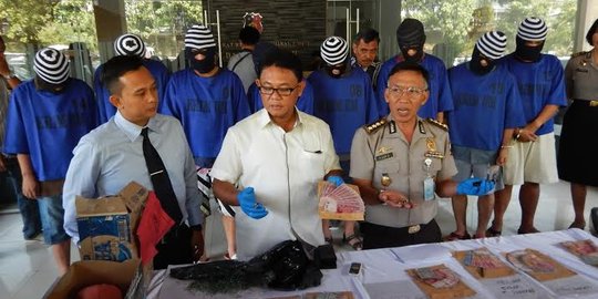 8 Pencuri pecah kaca mobil dengan cincin baja diringkus Polda Jateng