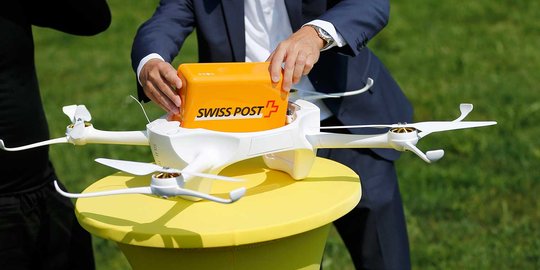 Ini alat berteknologi canggih pengganti jasa kurir di Swiss