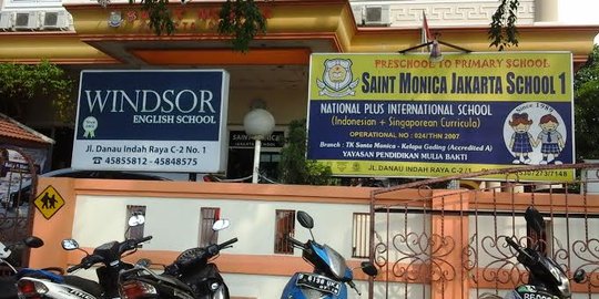 Miss Hariyanti bebas, puluhan guru saint monica sujud syukur