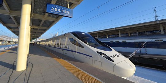 Jepang-China rebutan proyek kereta cepat, JK pilih yang terbaik