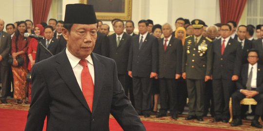 Jokowi perintahkan Kepala BIN ambil alih tapol di Papua