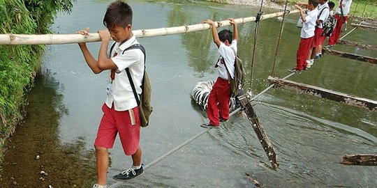 Menlu akui banyak anak Indonesia kesulitan sekolah di luar negeri