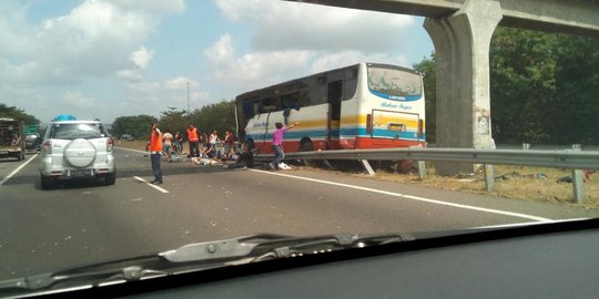 Kecelakaan Bus Rukun Sayur tewaskan 11 orang dan lukai 34 penumpang