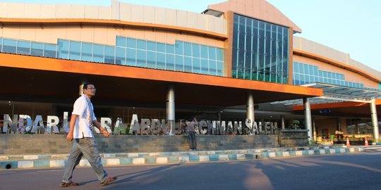 Bandara Abdul Rachman Saleh masih ditutup, 10 penerbangan ditunda