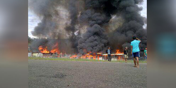 Kapolda Papua & Pangdam Cenderawasih cek lokasi pembakaran musala