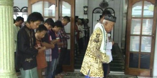 Jemaah Tarekat Syattariyah baru pagi tadi gelar Salat Idul Fitri