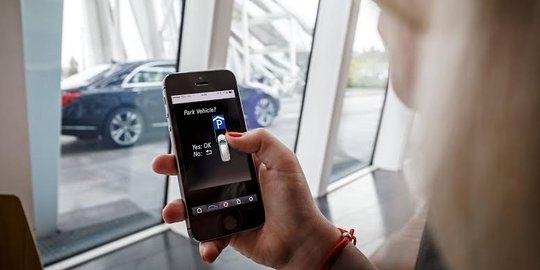 Di masa datang, mobil bisa parkir sendiri
