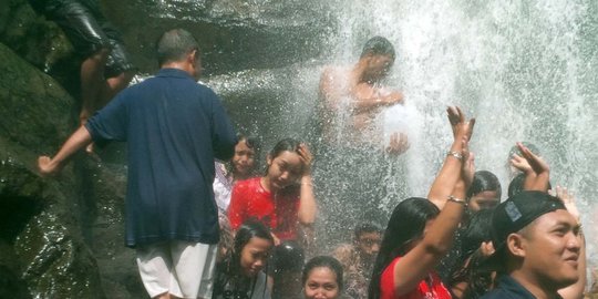 wisatawan nyeletuk ada batu mirip bengkoang rev2