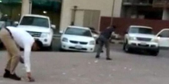 di dubai warga rebutan di jalanan rev4