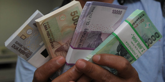 Rupiah terus keok dari dolar AS, Menko sebut bukan masalah besar