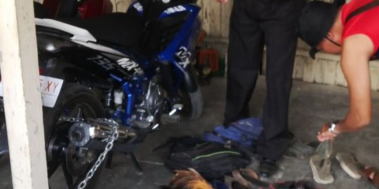 Takut ditangkap, pelaku judi sabung ayam kabur tinggalkan motor