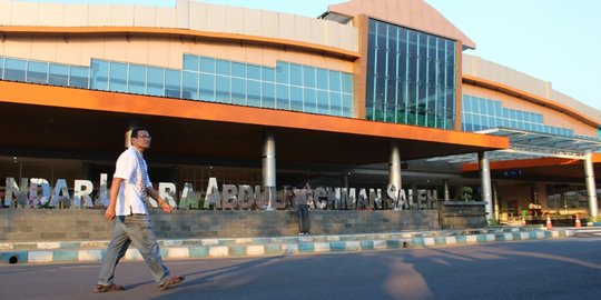 Penumpang pesawat dari Malang dialihkan ke Surabaya dengan bus