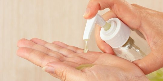 Ini risiko kesehatan di balik pemakaian hand sanitizer!