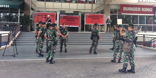 Hari terakhir pengosongan, Mal Tebet Green dijaga ketat TNI