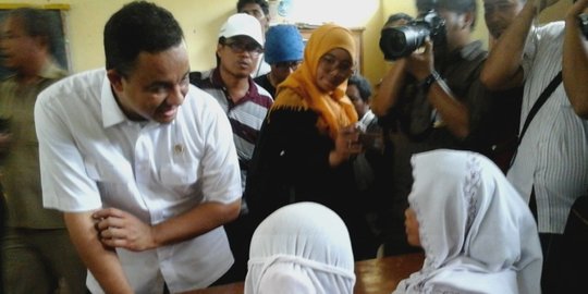 Temukan perpeloncoan di sekolah, ayo laporkan!