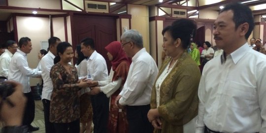 Menteri Rini lantik enam pejabat baru Kementerian BUMN