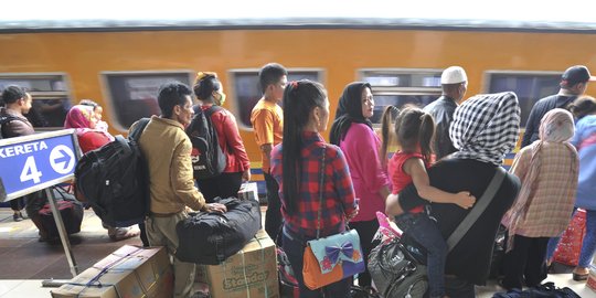 PT KAI: Ada penumpang coba pakai tiket palsu, ditanya umur bingung