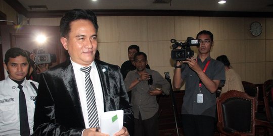 Yusril sebut BPKP tak berwenang tentukan Dahlan bikin rugi negara