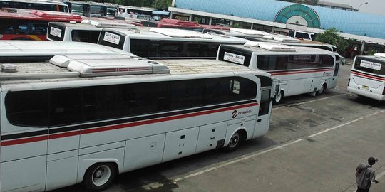 Sidak saat Lebaran, Jonan kecewa ada bus kota abaikan keselamatan