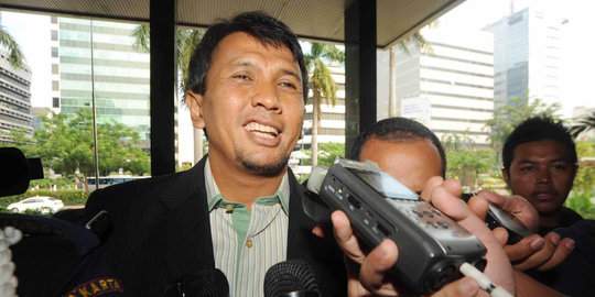 KPK tetapkan Gubernur Gatot dan istri muda jadi tersangka