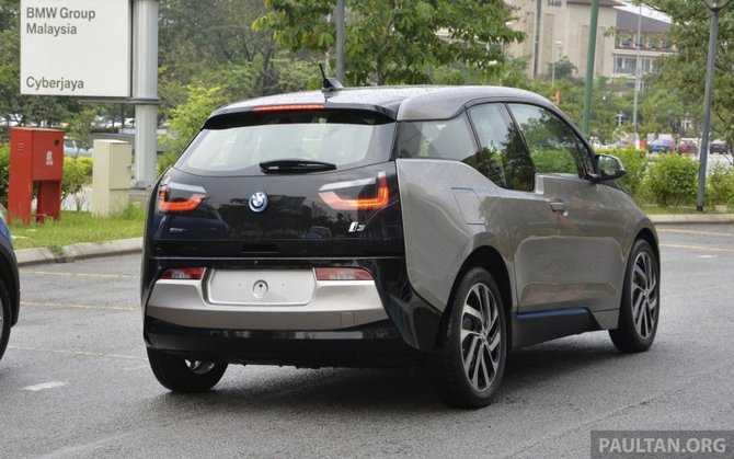 apple bmw i3