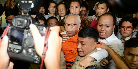 KPK geram OC Kaligis tak mau diperiksa, malah minta ditembak mati
