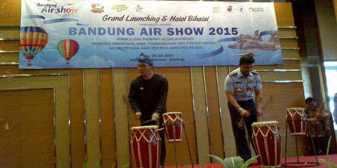 bas semarakan hut bandung