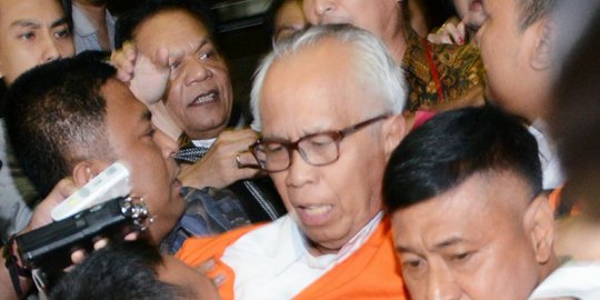 Kasus suap PTUN Medan, KPK kembali periksa OC Kaligis dan anak buah