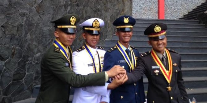 Ini lulusan Akmil dan Akpol peraih Adhi Makayasa 2015 | merdeka.com