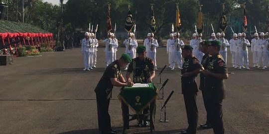 10 Jenderal TNI sertijab di markas Divisi I Kostrad Cilodong