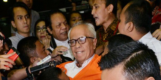 Kuasa hukum OC Kaligis tuding KPK telah lama lakukan isolasi tahanan