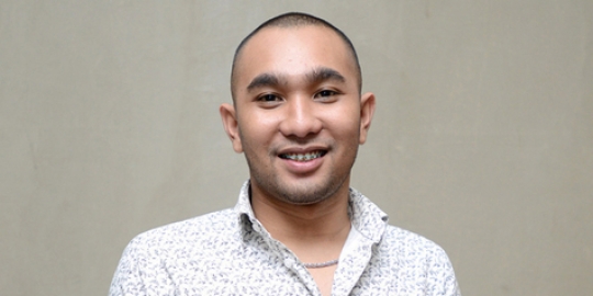 Enji tak mau komentari hubungan Ayu Ting Ting dan Shaheer Sheikh