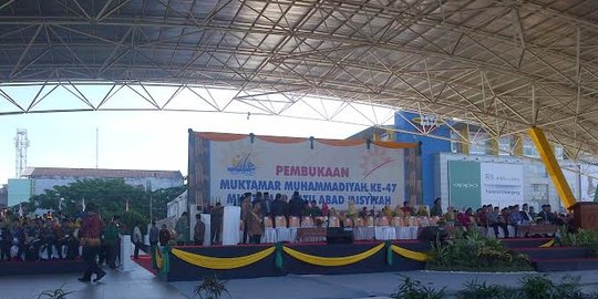 Jokowi hadiri Muktamar Muhammadiyah ke-47 di Makassar