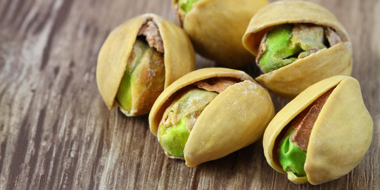 Gurihnya kacang pistachio menyimpan 7 manfaat sehat ini