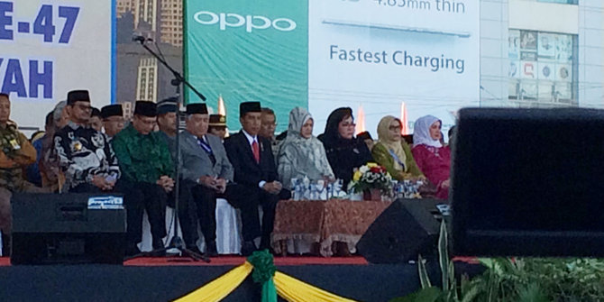 Presiden Jokowi hadiri pembukaan Muktamar Muhammadiyah di Makassar