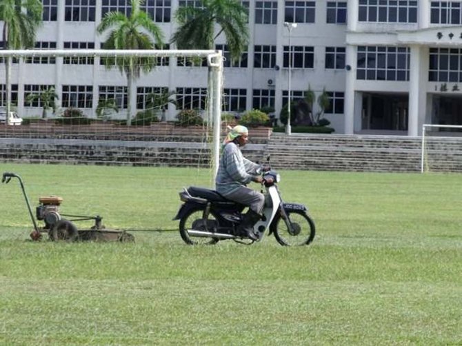 aksi lucu orang malaysia