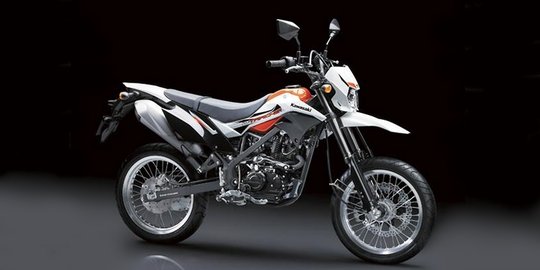 Harga Kawasaki Dtracker 150 berada di kisaran Rp 28,9 - Rp 29,9 juta