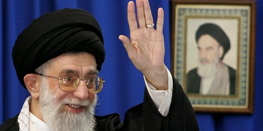 Khamenei tulis buku cara menghapus Israel dan melawan Setan Amerika