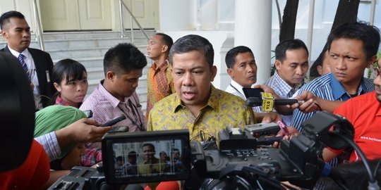 Fahri minta Jokowi hati-hati terbitkan Perppu calon tunggal pilkada