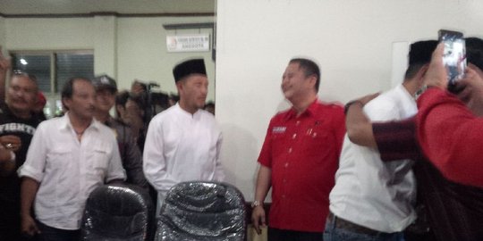 calon yang diusungnya tiba tiba menghilang