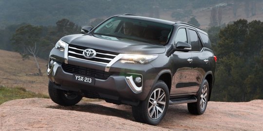 Harga Toyota Fortuner 2016 dibanderol mulai Rp 531 juta!