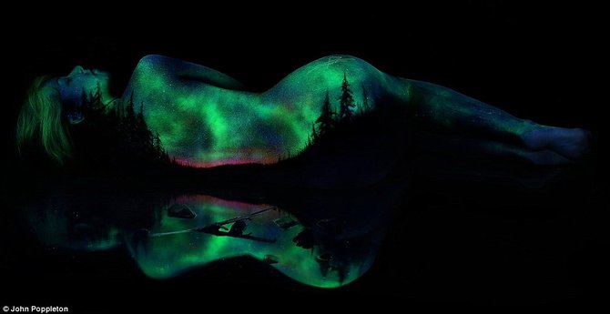 body painting under black light karya john poppleton