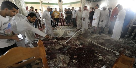 ISIS menggila, bom bunuh diri di masjid tewaskan 12 polisi Saudi